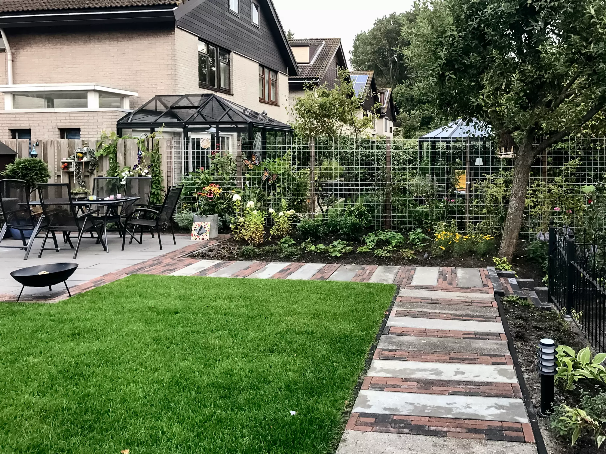 Tuin in Hoek van Holland waarin aandacht is besteed aan het klimaat adaptief maken.